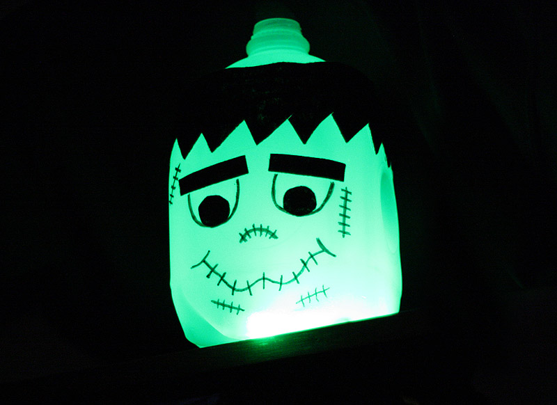 Glowing Frankenstein Milk Jug @amandaformaro KixCereal.com