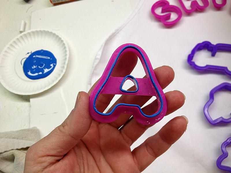 Cookie Cutter Stamped Apron by @amandaformaro for Kix Cereal