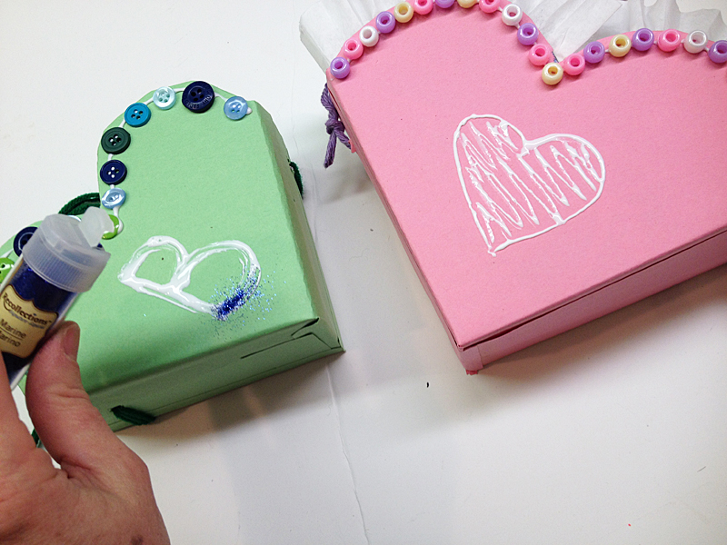 Valentine Heart Letter Boxes by @amandaformaro for Kix Cereal