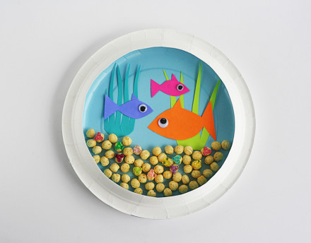 4 Fun Ways to Craft With Paper Plates by @amandaformaro for Kix Cereal