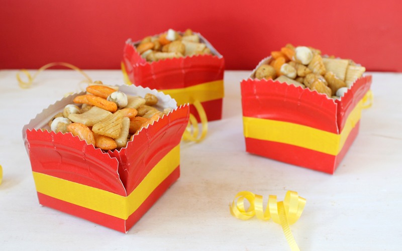 chinese new year lantern snack boxes