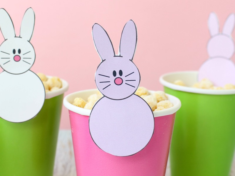Cute bunny printable for your Easter kids table!