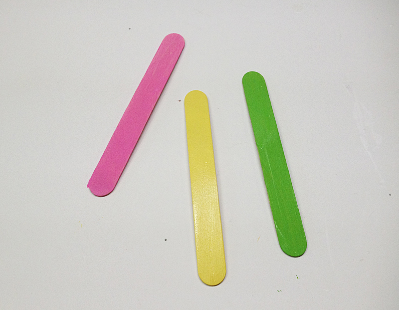 paint craft or popsicle sticks