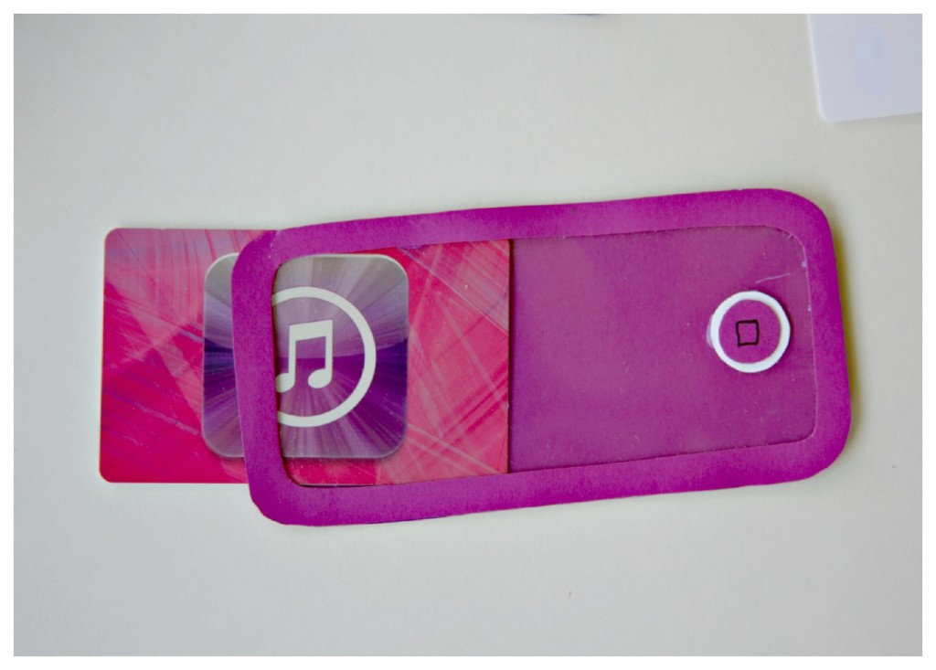 DIY iTunes gift card holder - great for teachers who have iPads in the classroom!