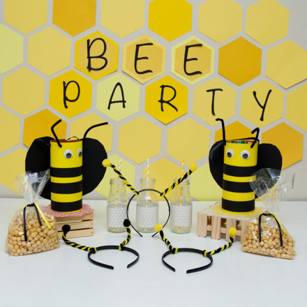 2 buzzworthy bee party kids crafts