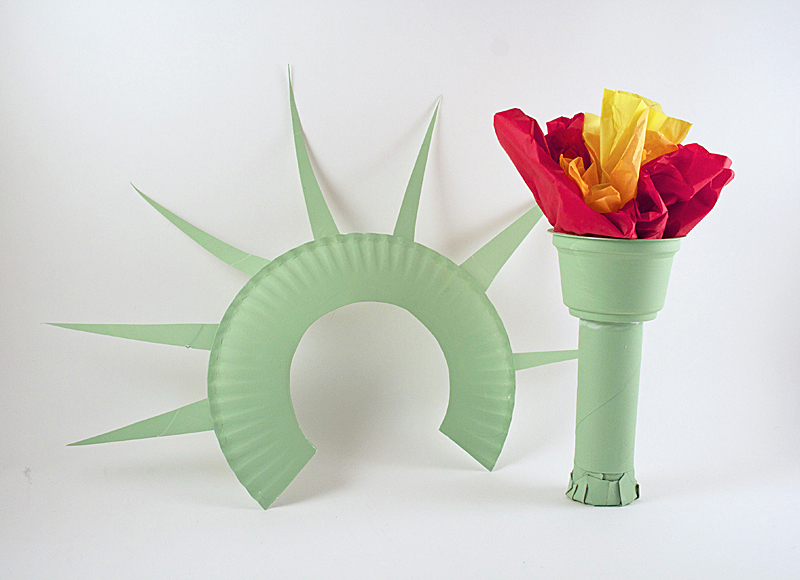 Statue of Liberty Crown and Torch Noise Maker