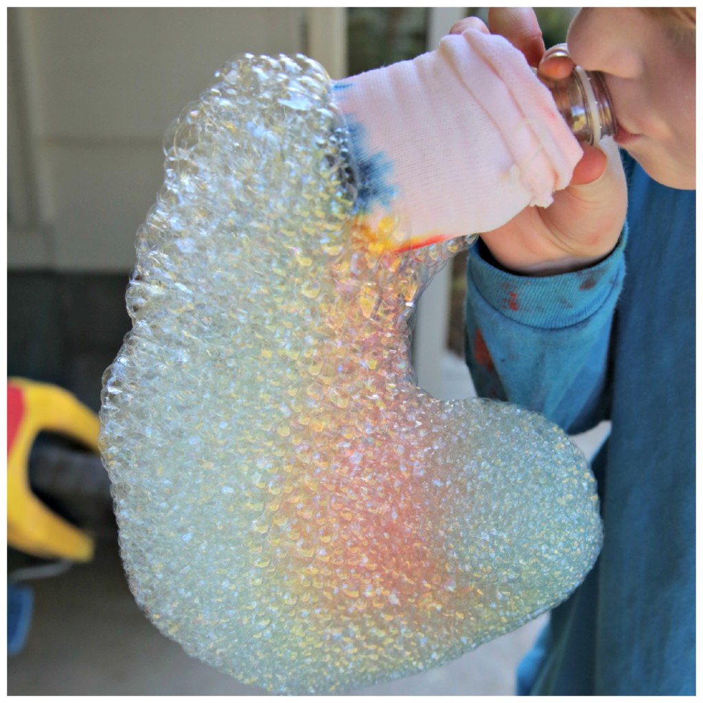 How to make rainbow bubble snakes