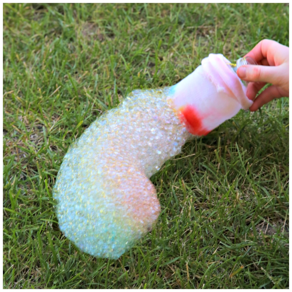 How to make rainbow bubble snakes