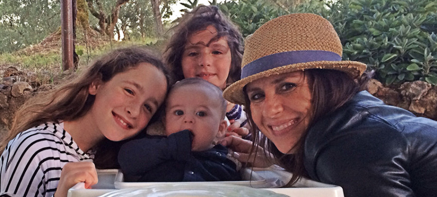 Soleil Moon Frye with her three children